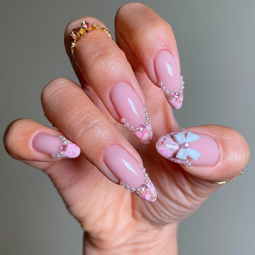 Glamorous Nail Decoration Set Bowlift