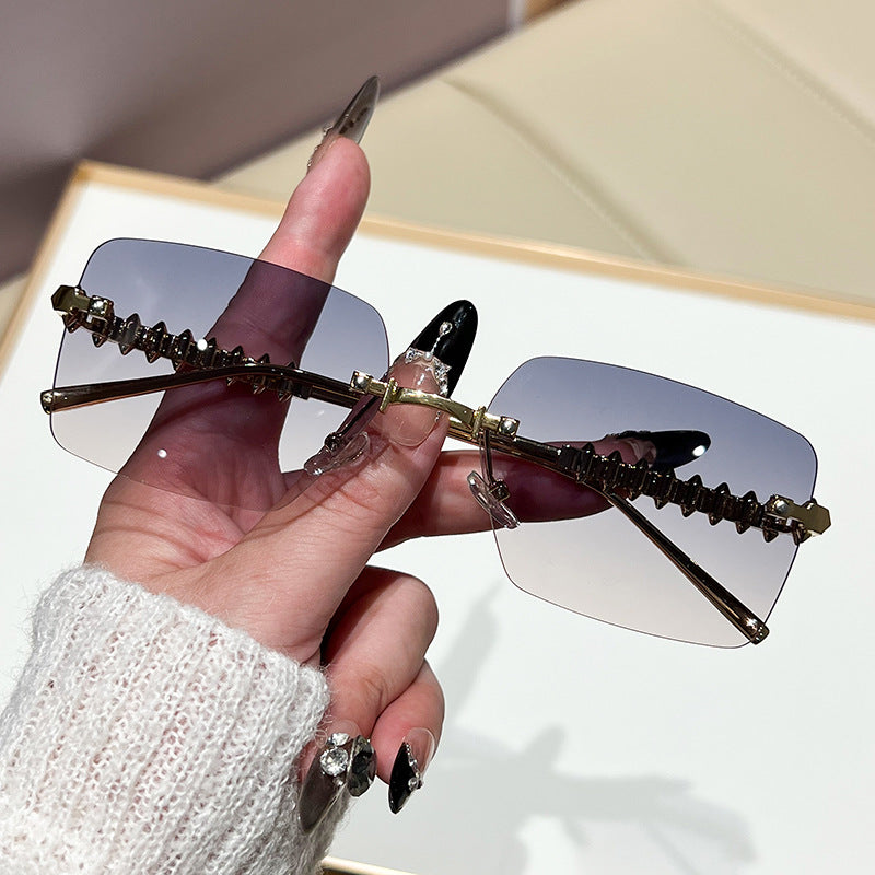 Women’s fashionable glasses Bowlift