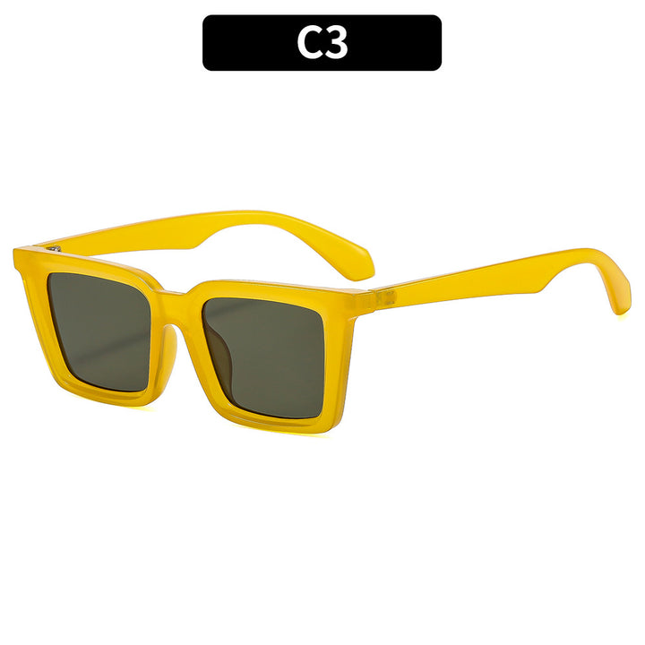Chic Retro-Inspired Square Frame Sunglasses