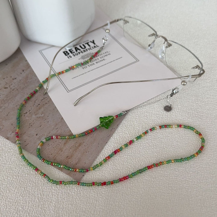 Beaded Eyewear Chain Bowlift