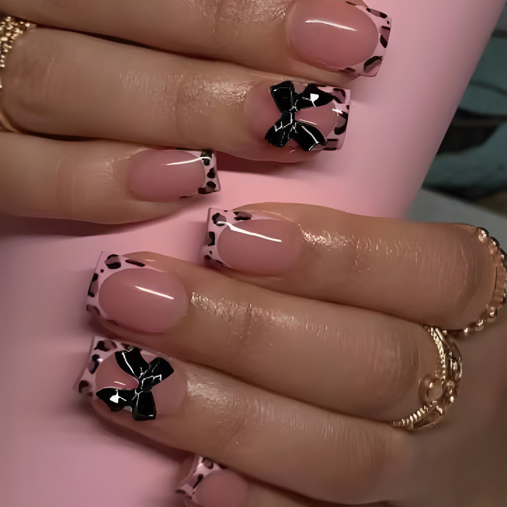 Elegant Animal Print Nail Art Set Bowlift