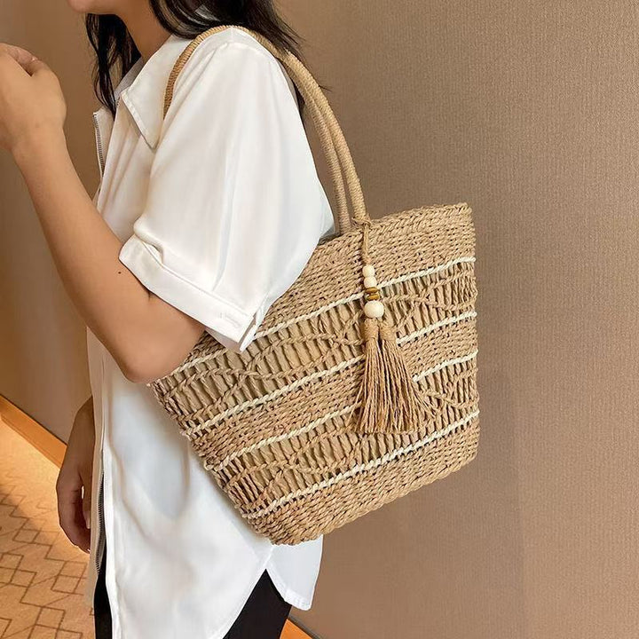 Handbag with Braided Details Bowlift
