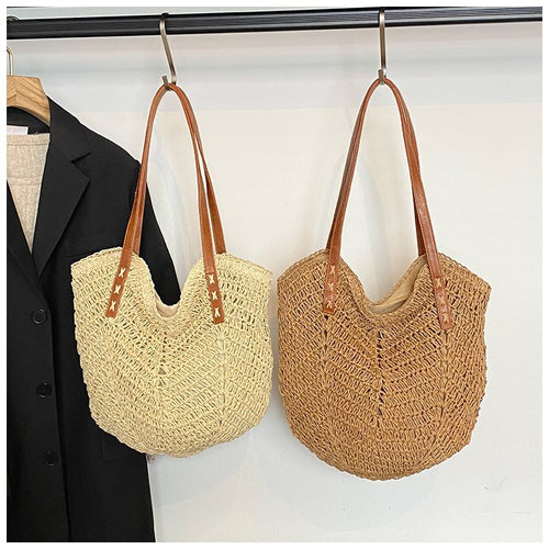 Elegant Bast shoulder bag with leather accents Bowlift