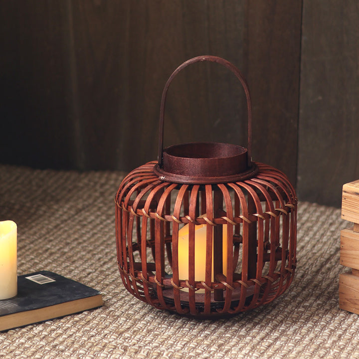 Elegant lantern made of braided material Bowlift