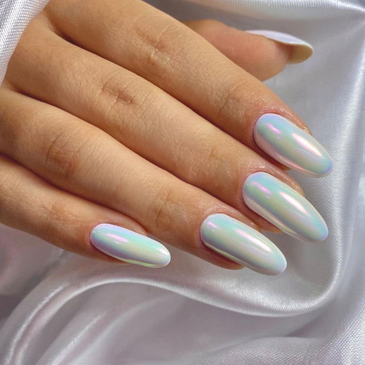 Iridescent Almond-Shaped Press-On Nails Bowlift