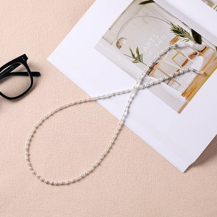 Stylish Beaded Eyewear Chain Bowlift