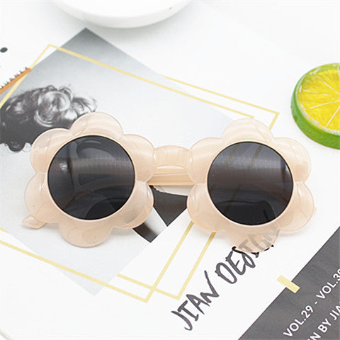 Women's sunglasses in playful floral pattern Bowlift