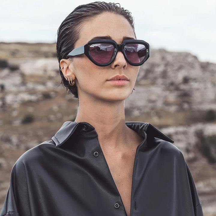 Women's Cat-Eye Sunglasses with Modern Transparent Frame and UV Protection Bowlift