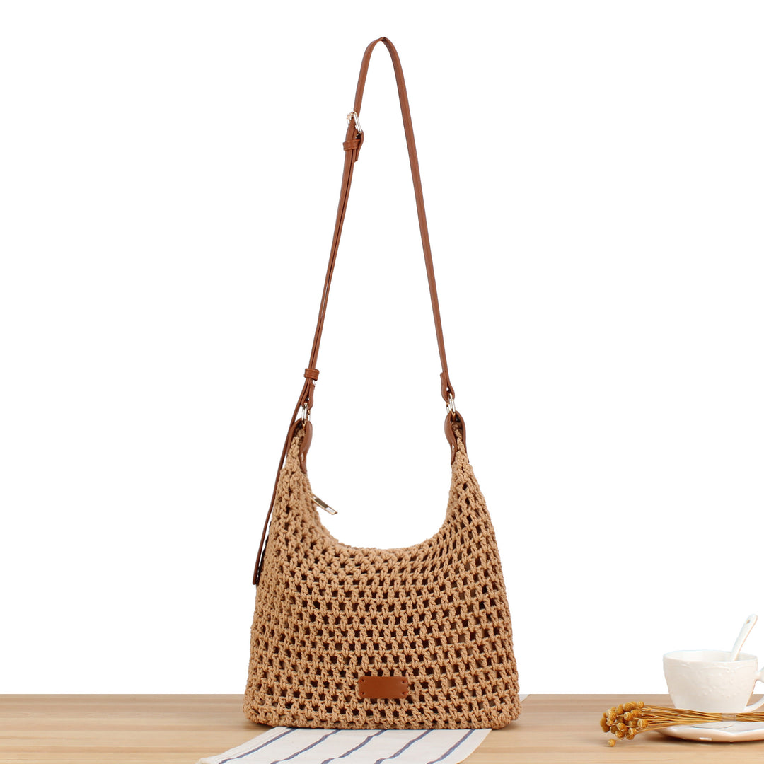 Hobo Bag Made of Handwoven Natural Material Bowlift