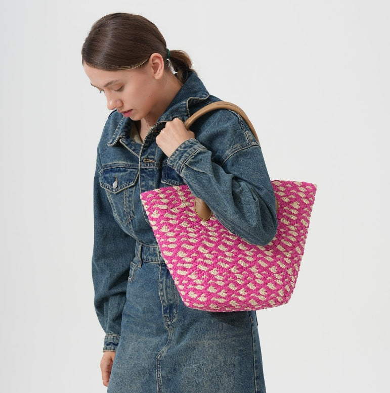 Geometric Beach Tote Bowlift