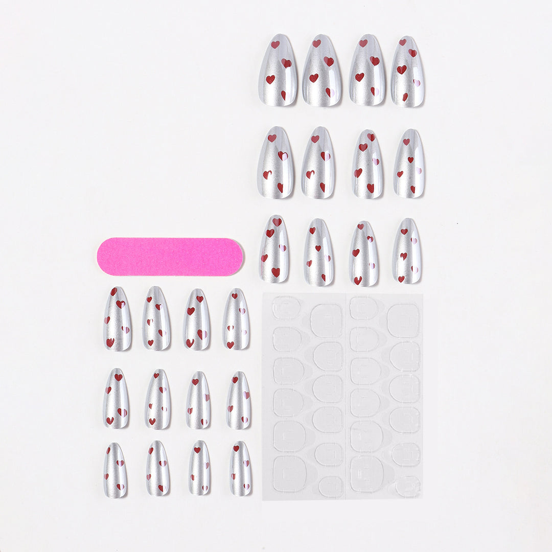 Nail art set with heart-shaped design Bowlift