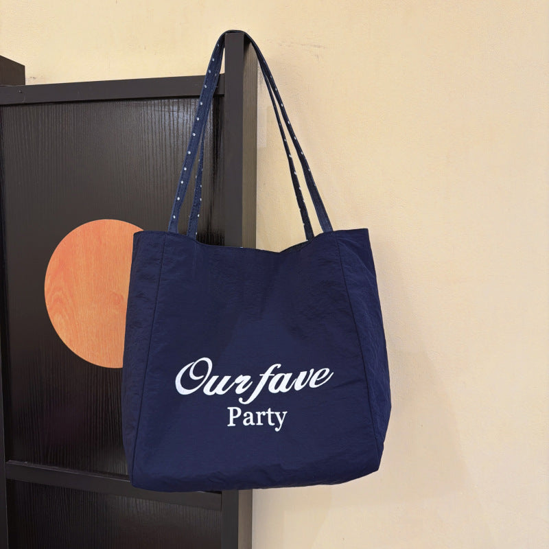 Trendy Beach Bag Bowlift
