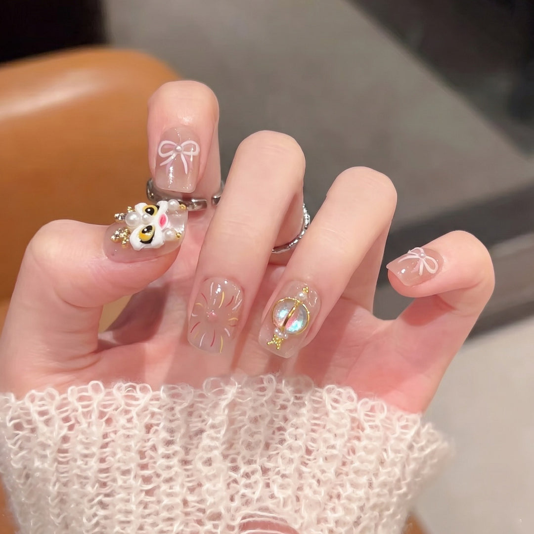 Artistic Themed Press-On Nail Set Bowlift