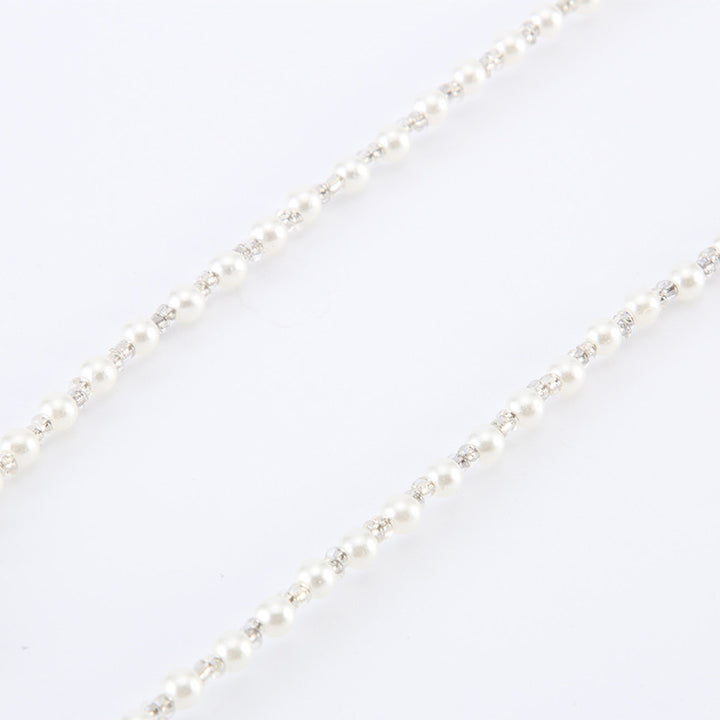 Elegant Beaded Glasses Chain Bowlift