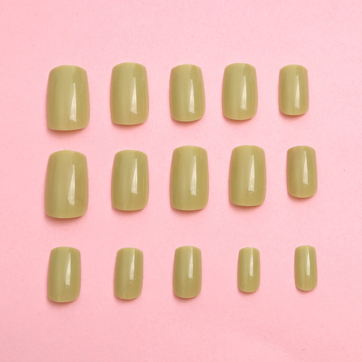 Glossy Press-On Nail Set with Almond Shape Bowlift