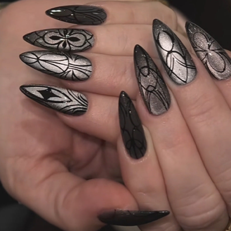 Decorative Press-On Nail Set with Artistic Spider Design Bowlift