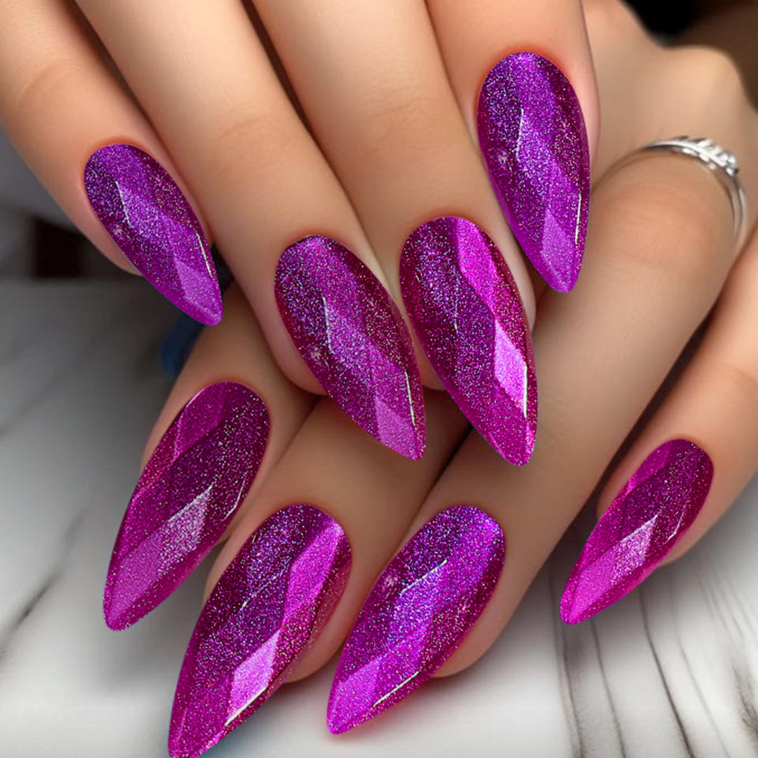 Sparkling Diamond-Shaped Stiletto Nail Art Extensions Bowlift
