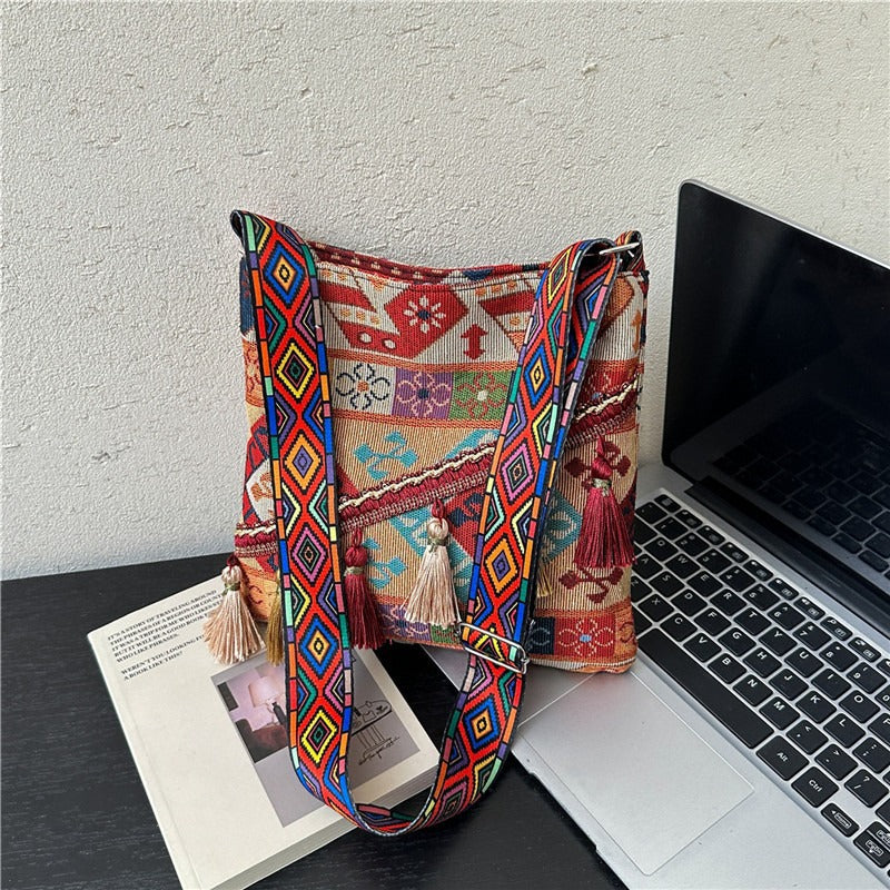 WoBohemian Style Embroidered Shoulder Bag Bowlift