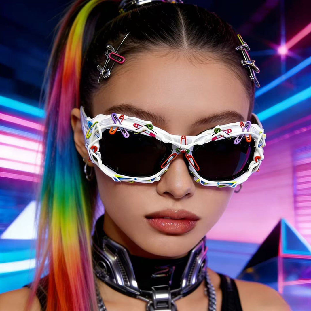 Women’s creative statement sunglasses with eye-catching design Bowlift