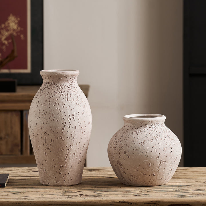 Elegant Ceramic Vase Bowlift