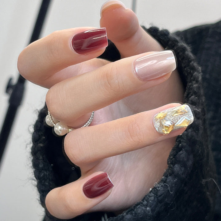 Glamorous Press-On Nail Set with Decorative Gemstone Accents Bowlift