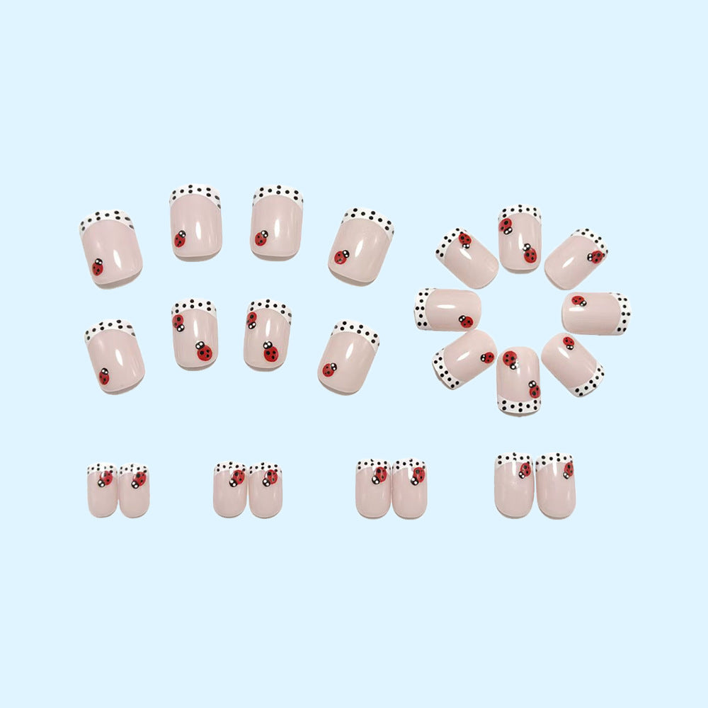 Nail art with cute ladybug designs Bowlift