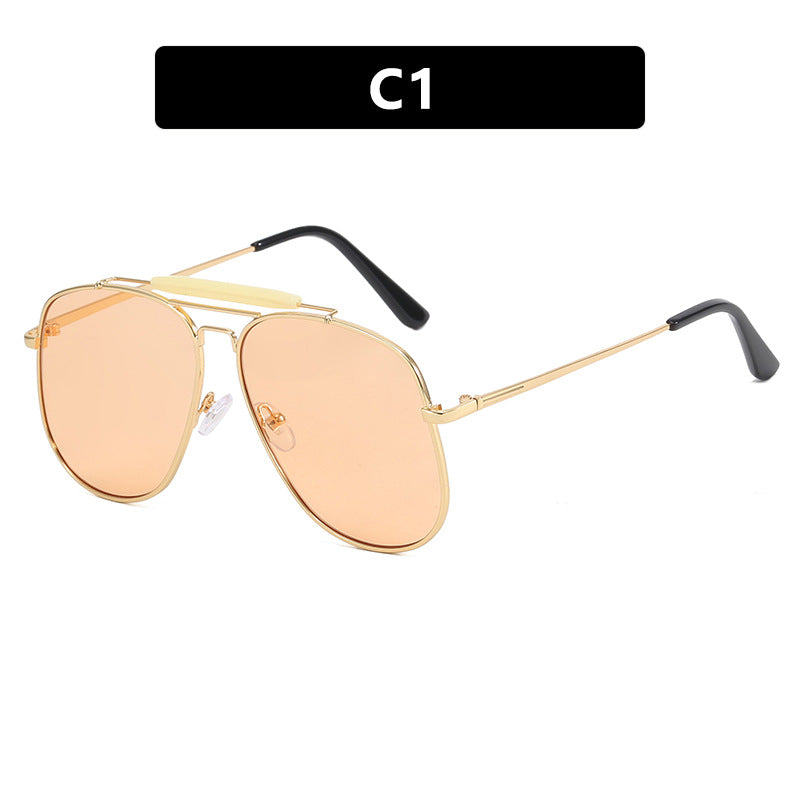 Women Pilot Sunglasses with stylish design and UV protection Bowlift