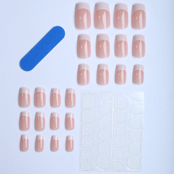 Artificial Nails in Elegant French Style Cold Bowlift