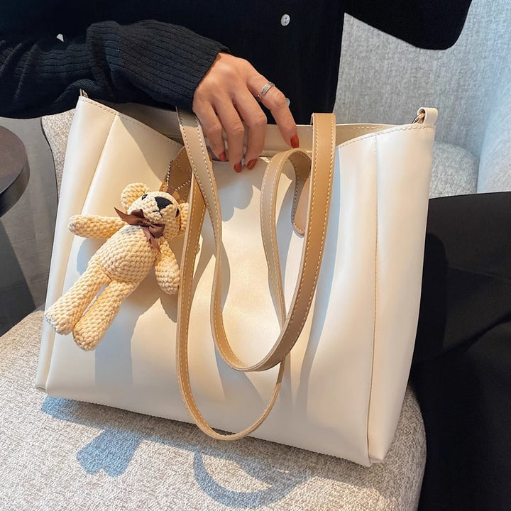 Spacious Soft Leather Tote Bag Bowlift