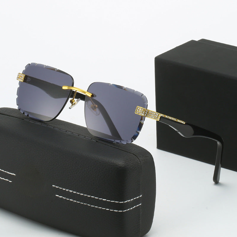 Women's Fashion Glasses with Luxurious Accents Bowlift