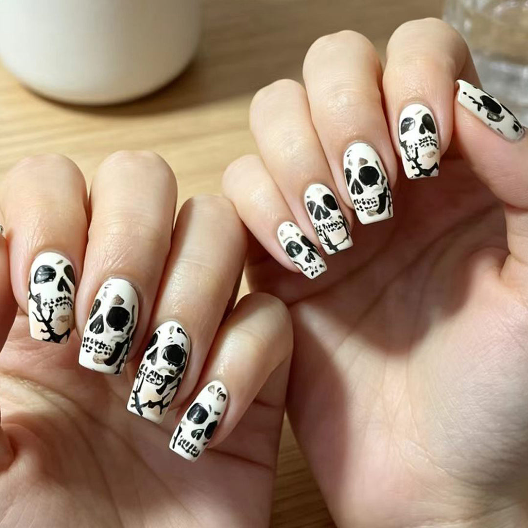Creative artificial nails with lovingly detailed skull design Bowlift