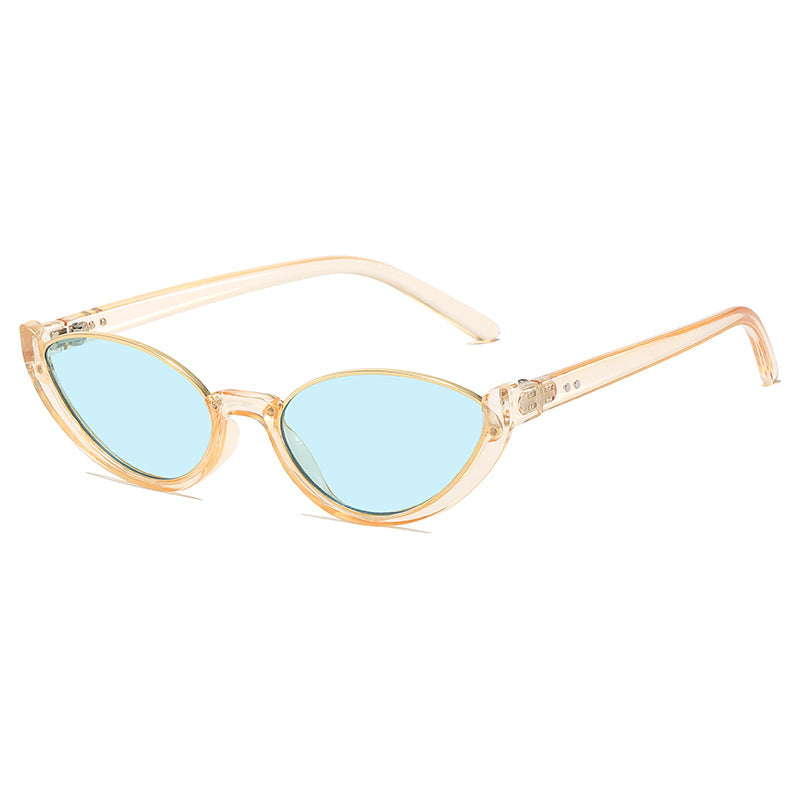 Retro-Inspired Clear Frame Cat Eye Sunglasses Bowlift