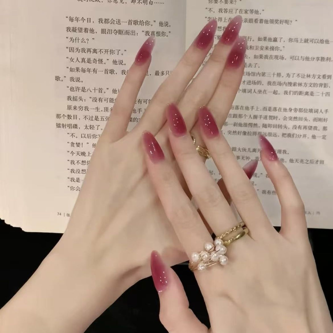 Artistic Stiletto Nail Set Bowlift