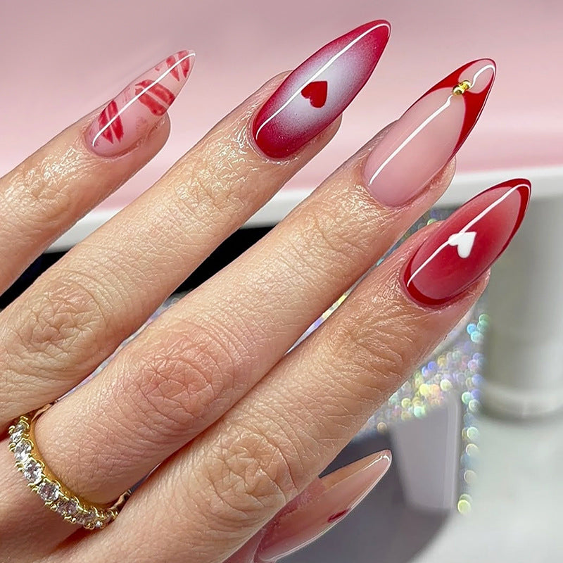 Artistic Heart Design Press-On Nails Bowlift