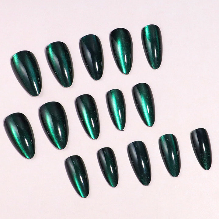 High-quality artificial nails with glossy surface Bowlift