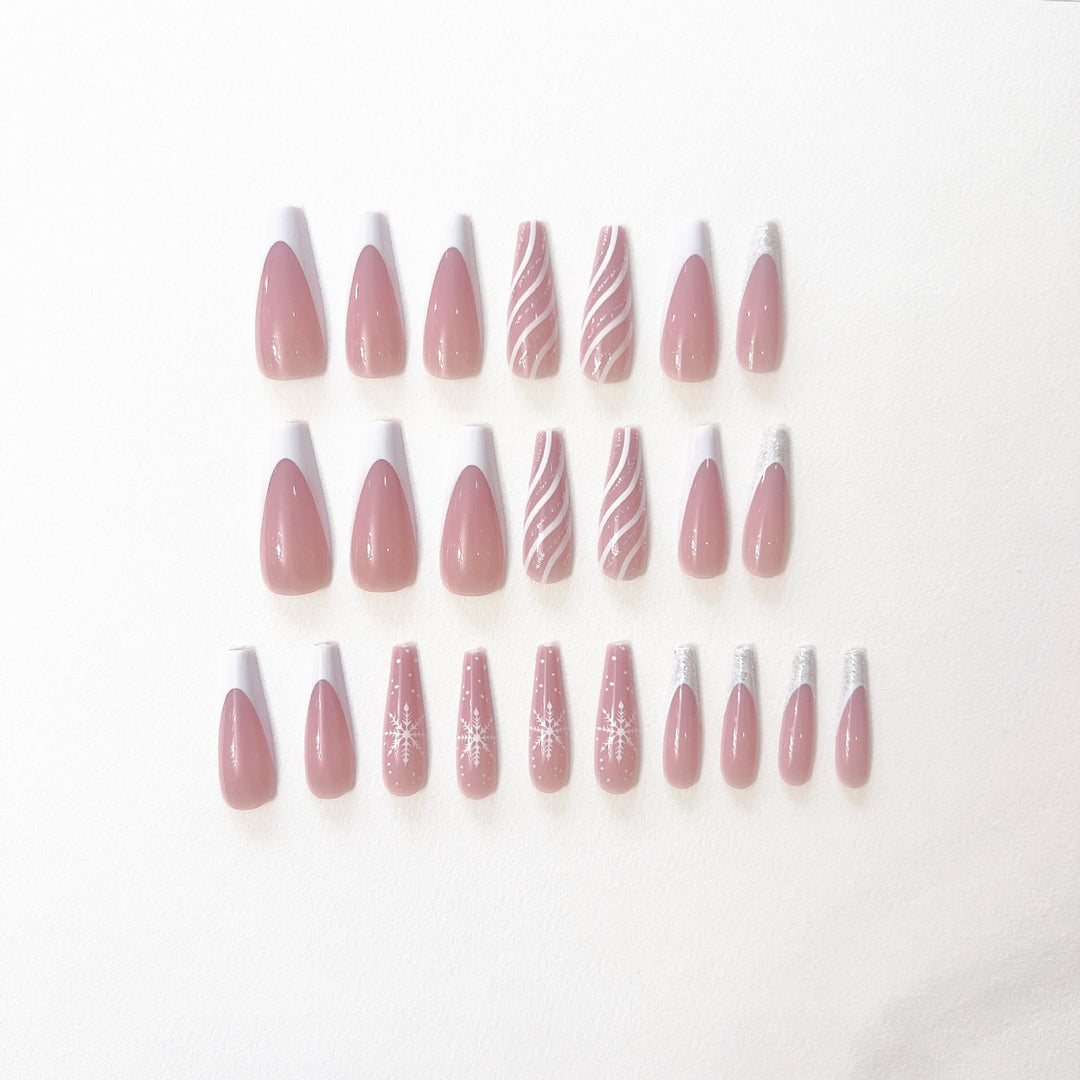 Elegant and creative art nails Bowlift