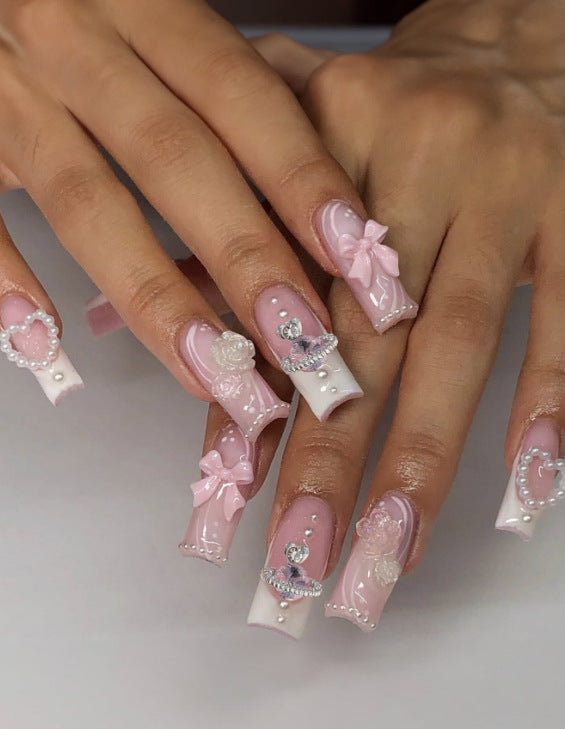 Artificial nail set with elegant French tips Bowlift