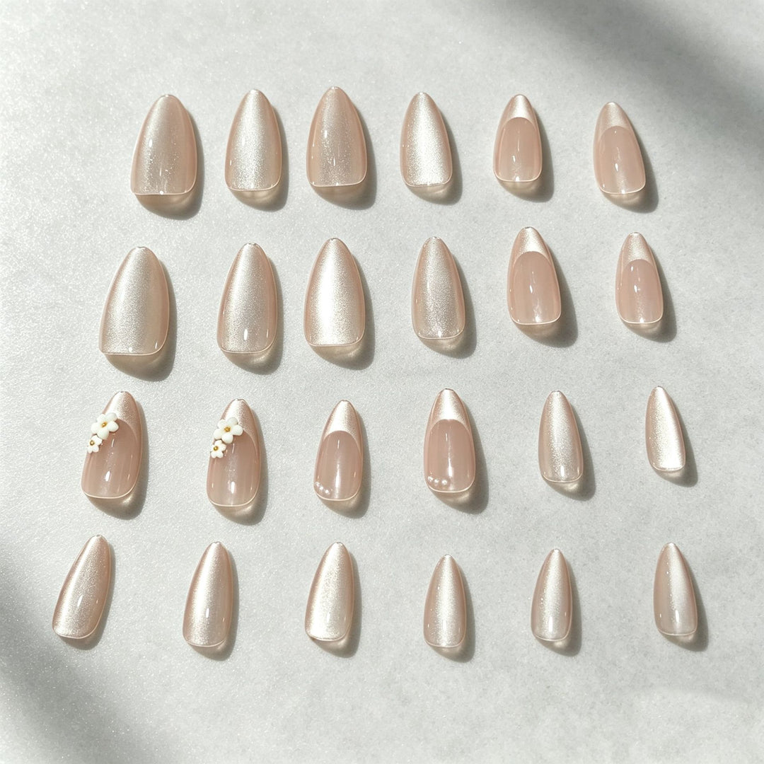 Elegant Floral Nail Design Press-On Tips Bowlift