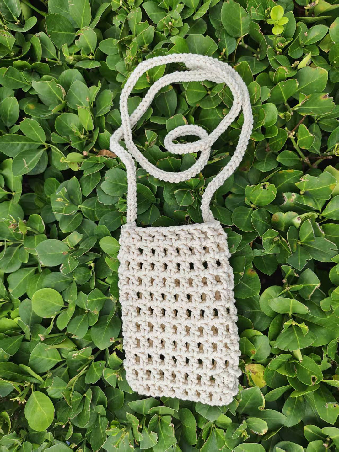 Hand-knotted shoulder bag Bowlift
