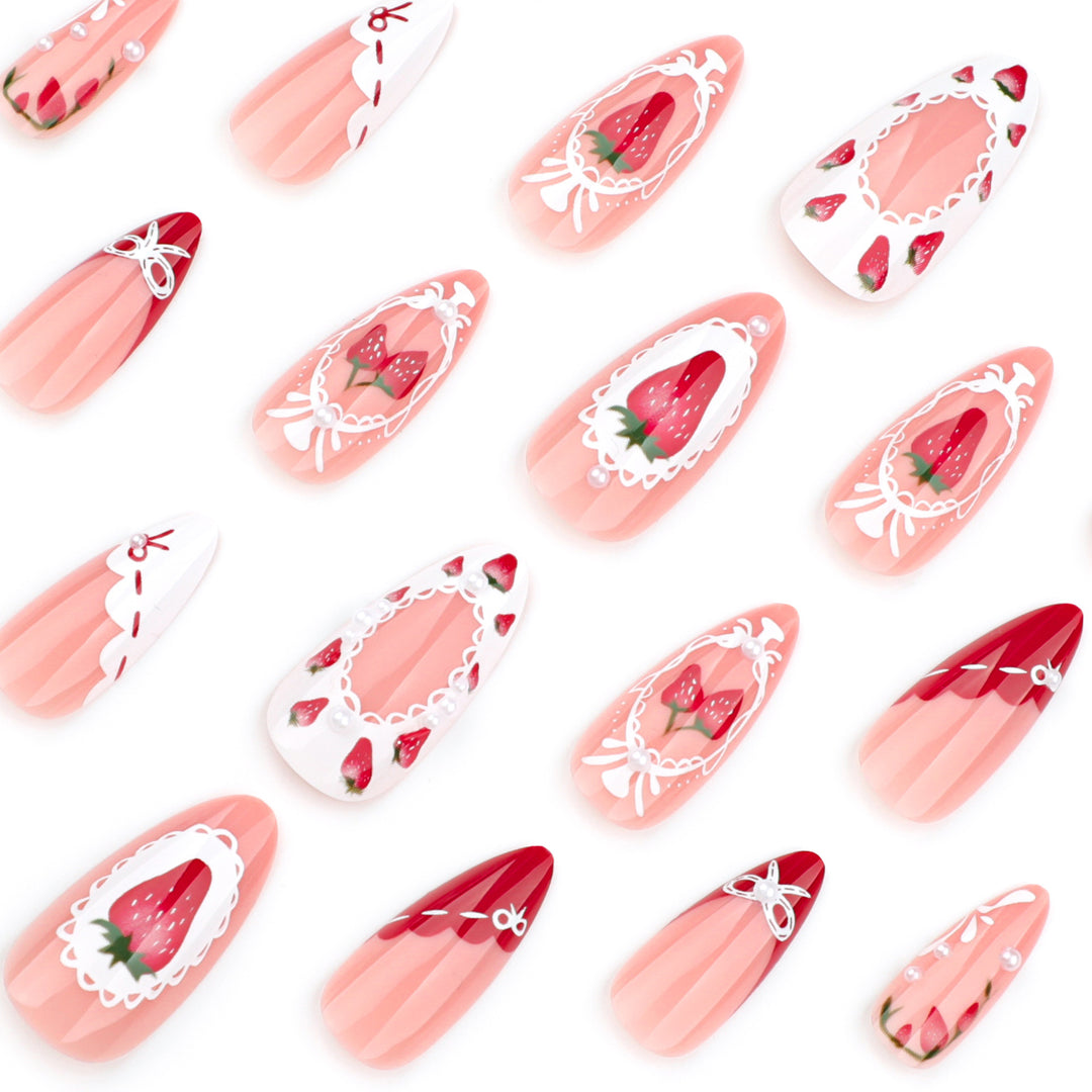 Artful nail extensions with strawberry motifs Bowlift