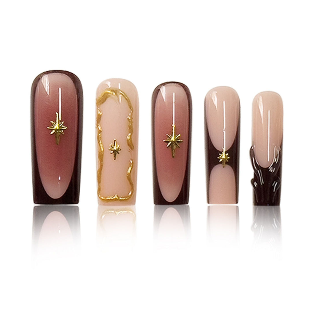 Artistic Sculpted Press-On Nails with Gold Accents Bowlift