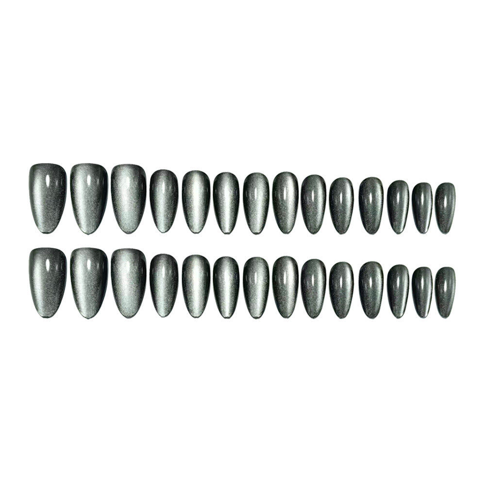 Shiny artificial nails with high gloss finish Bowlift