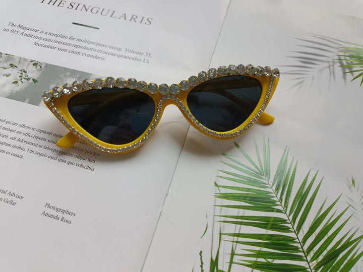 Cat-Eye Sunglasses Bowlift
