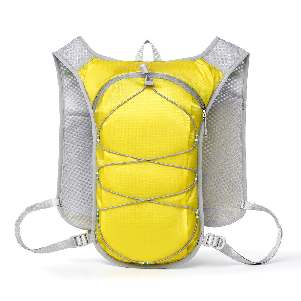 Hydration Pack with Ergonomic Design Bowlift