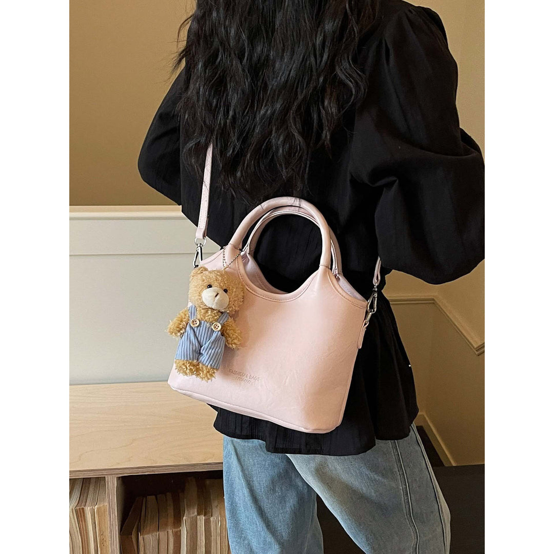 Sophisticated Designer Handbag Bowlift
