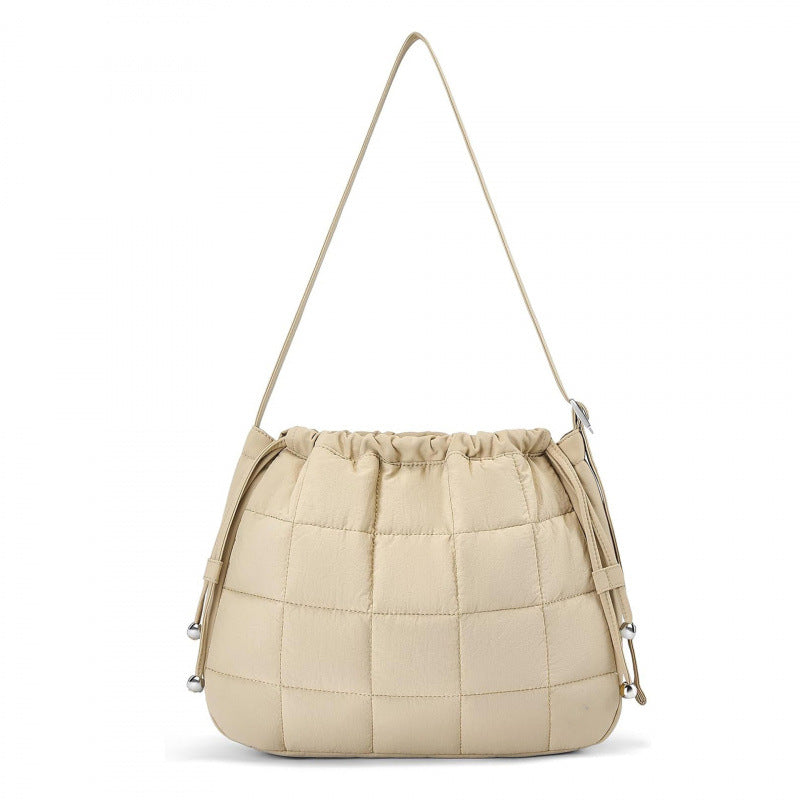 Fashionable Quilted Shoulder Bag Bowlift
