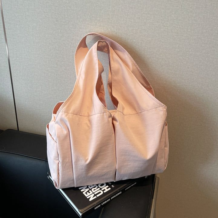Spacious Everyday Hobo Bag Bowlift
