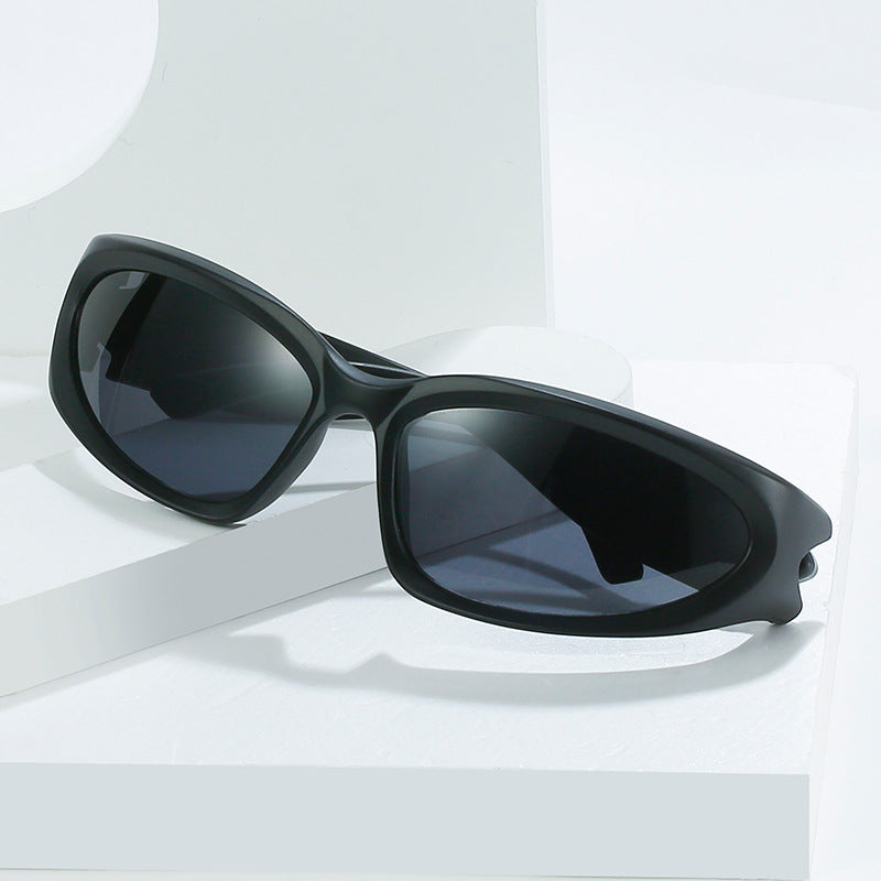 Sporty Sunglasses Bowlift