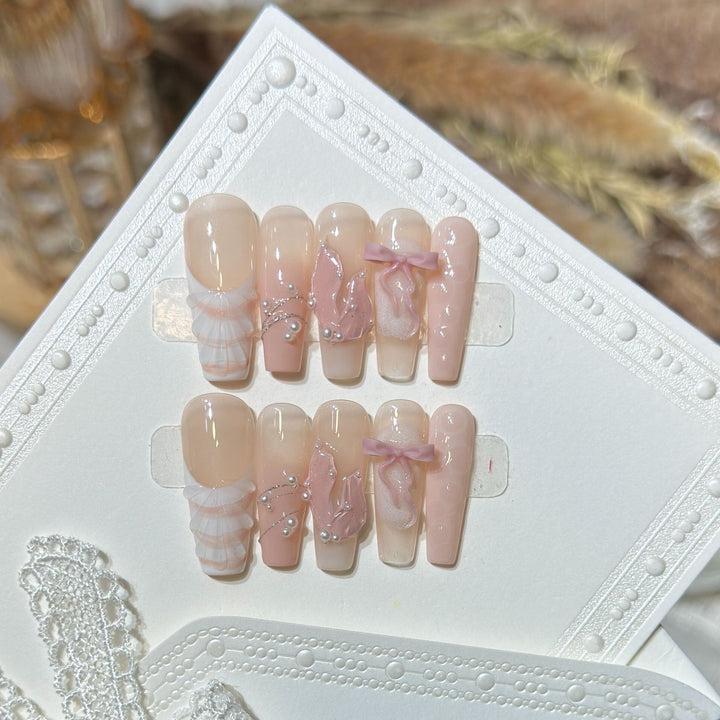 Artistic Decorative Press-On Nail Set Bowlift