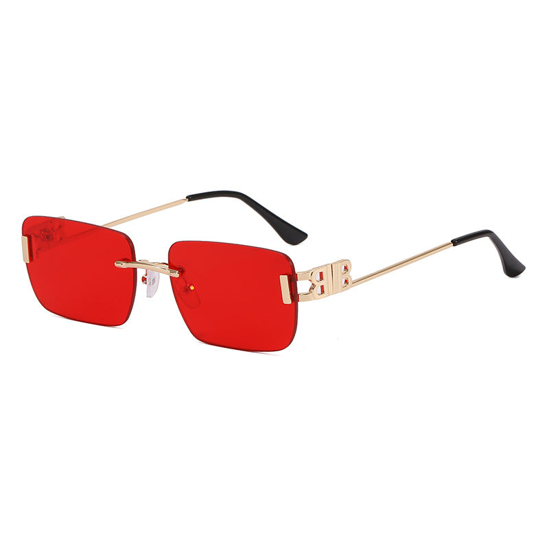 Women's fashionable square sunglasses with golden accents Bowlift